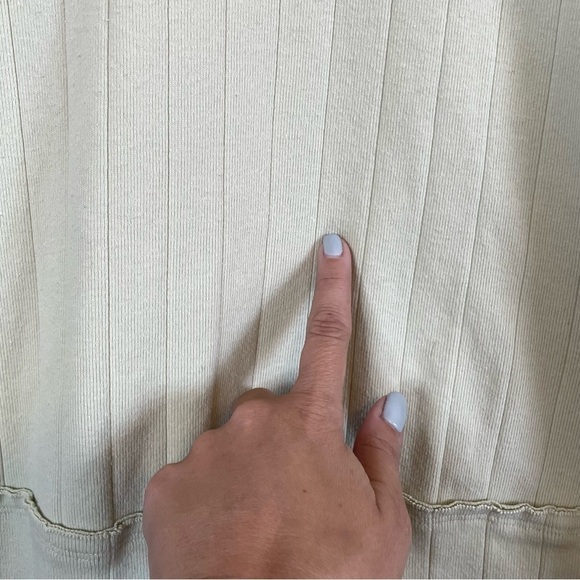 We The Free Sleeveless Mock Neck Oversized Light Green Cotton Tank Top Size XS - Picture 3 of 8